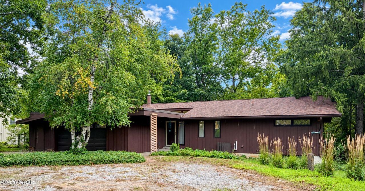 229 Brookwood Drive, Bluffton, OH 45817 Main Photo