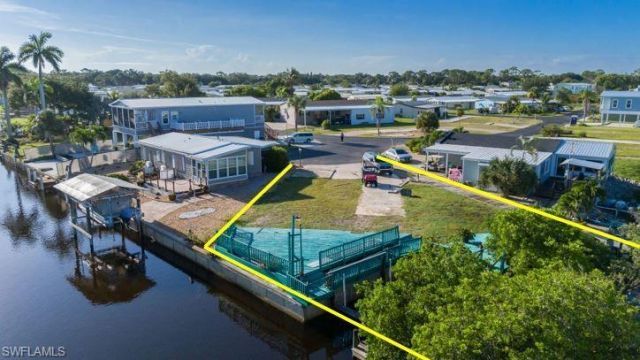 4785 Mali Ct , Bonita Springs, FL 34134 Photo