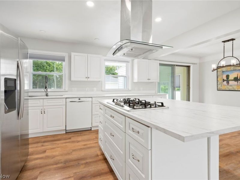 6904 Reid Drive, Parma Heights, OH 44130 Photo 10