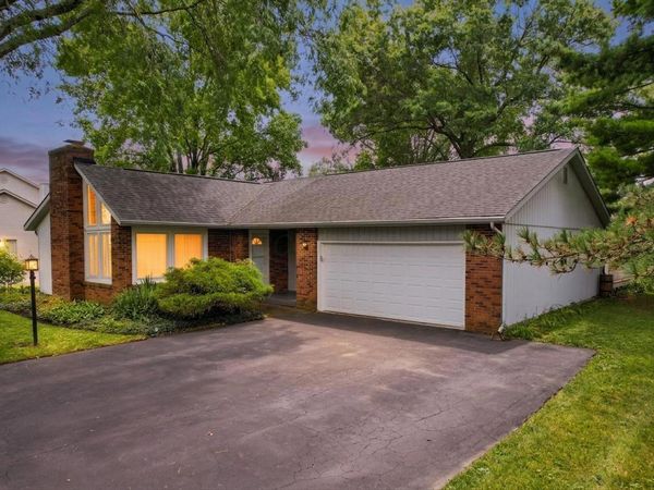 272 Glenn Drive SW, Pataskala, OH 43062