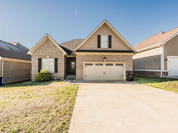 478 Valley Point Court , Bowling Green, KY 42104