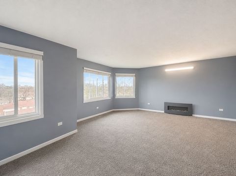 Main Photo