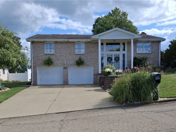 136 Tera Manor , Wintersville, OH 43953