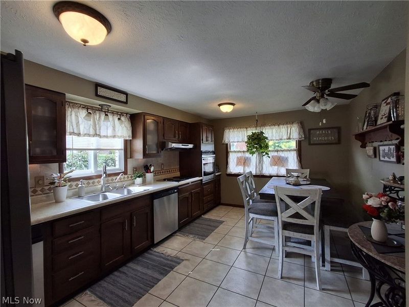 136 Tera Manor, Wintersville, OH 43953 Photo 10