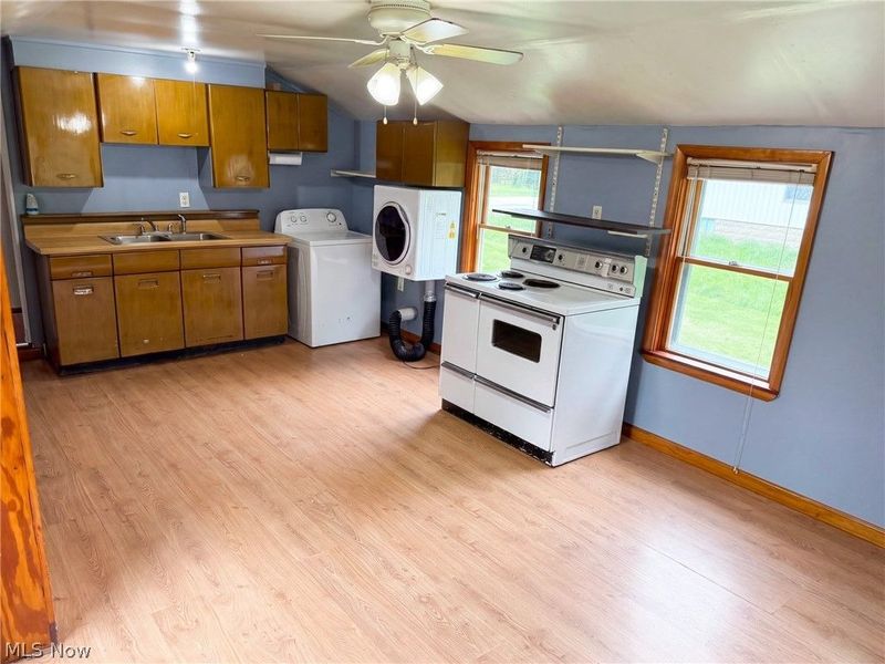 12399 Old State Road, Chardon, OH 44024 Photo 11