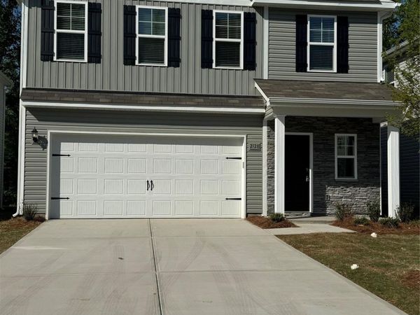 2128 Clapham Court , Charlotte, NC 28215