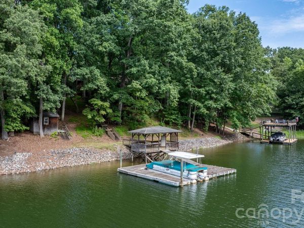 139 Windwood Lane , Troutman, NC 28166