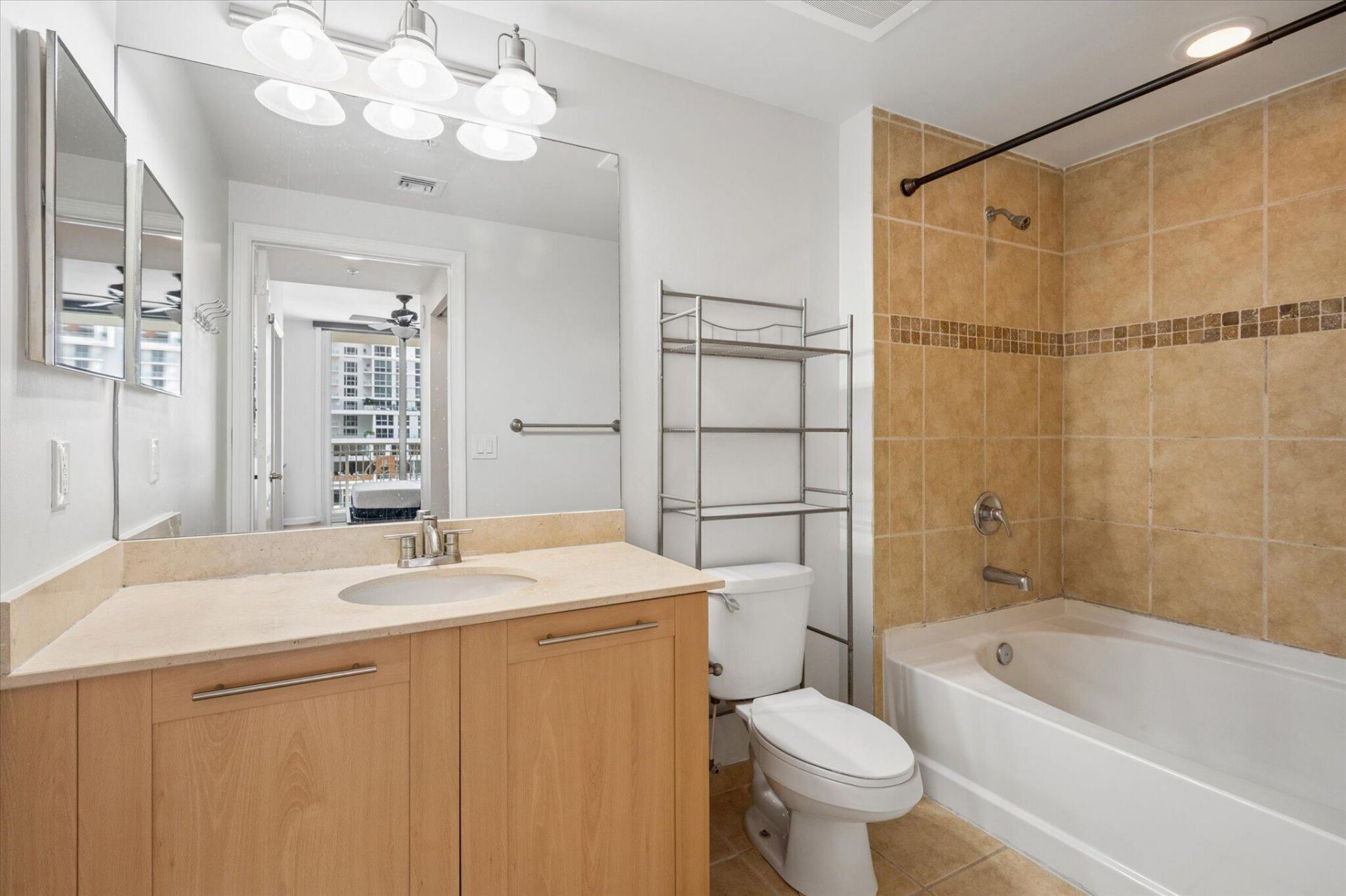 511 SE 5th Avenue, Unit 1221, Fort Lauderdale, FL 33301 Photo