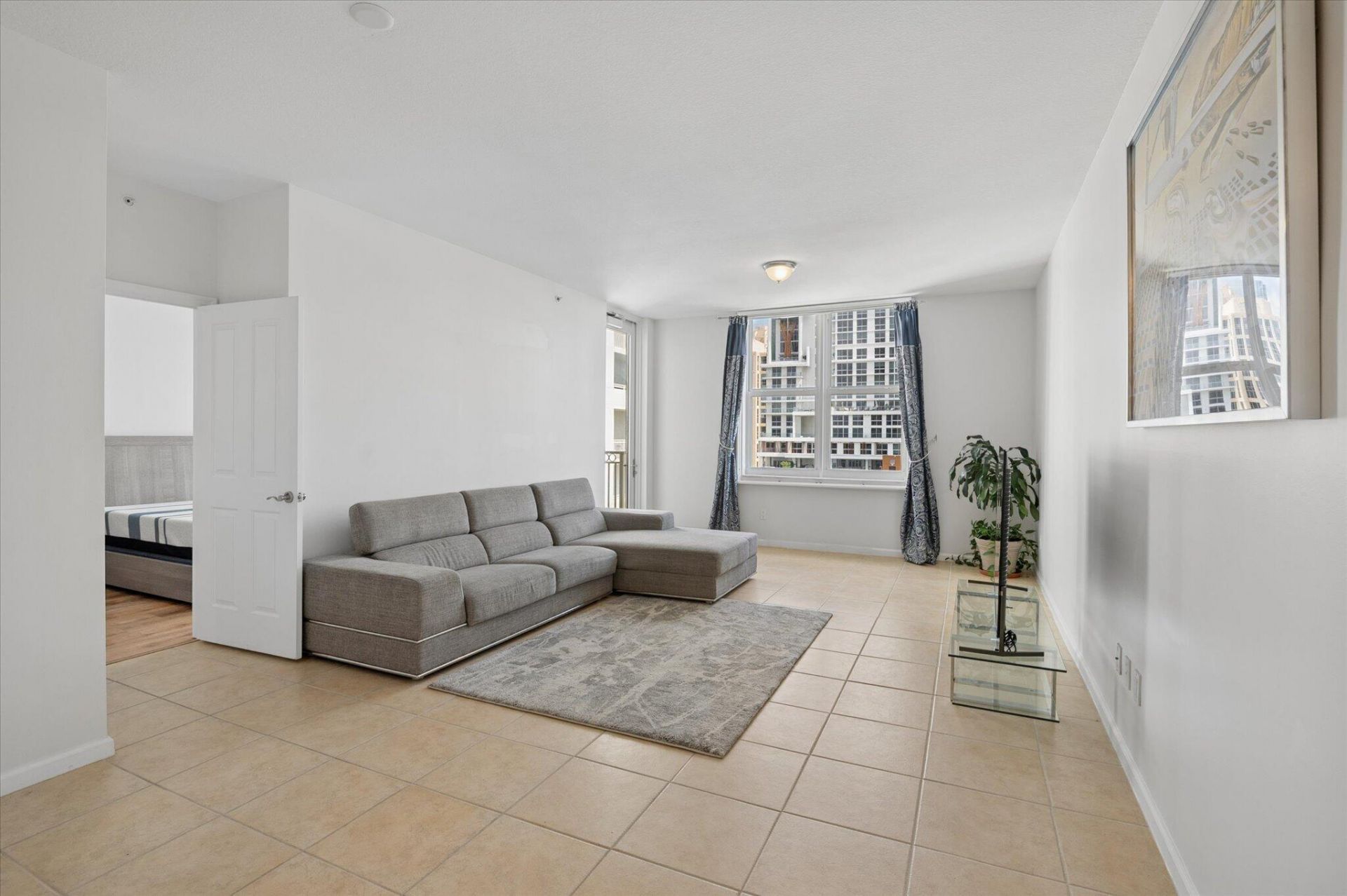 511 SE 5th Avenue, Unit 1221, Fort Lauderdale, FL 33301 Photo