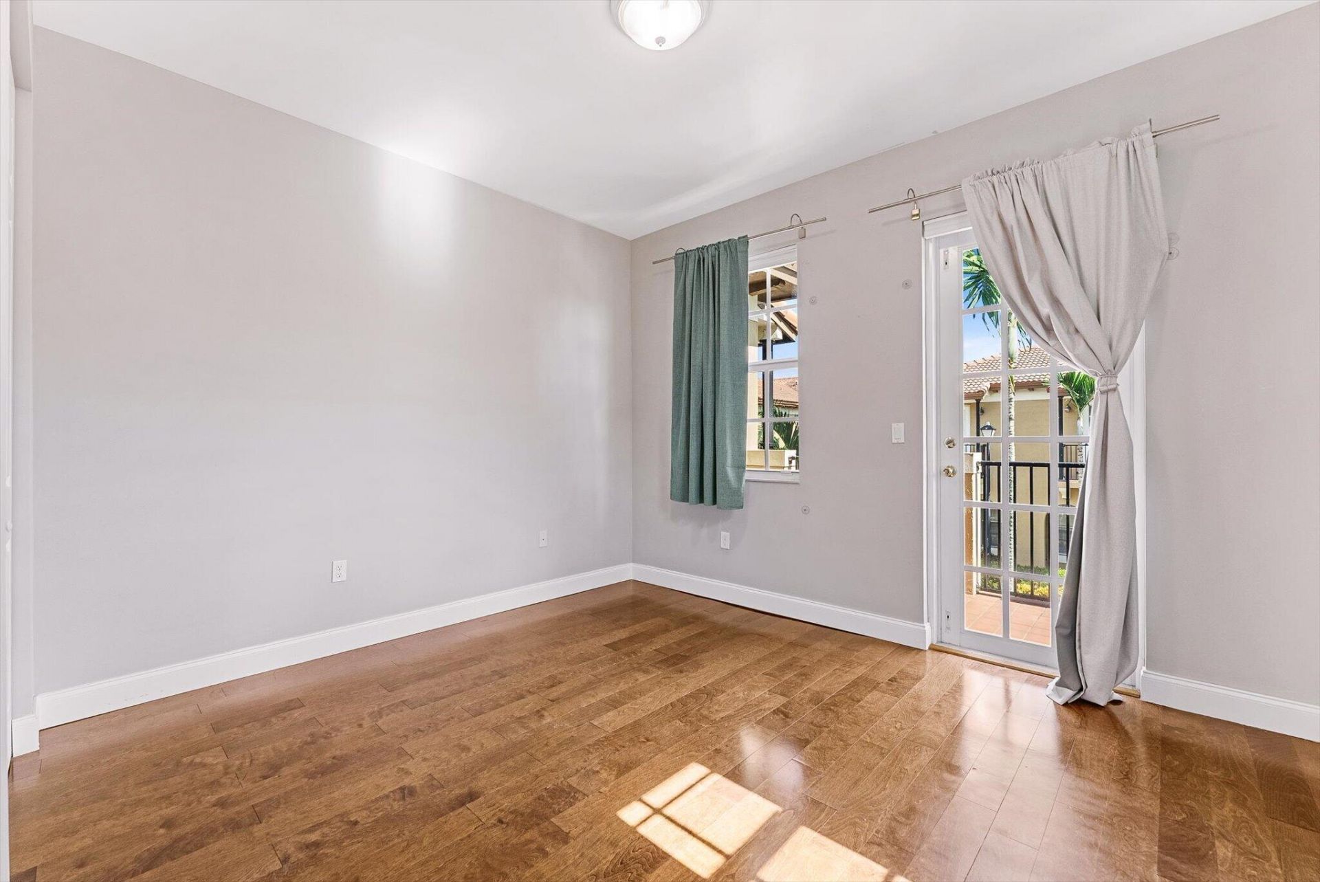 6884 Julia Gardens Drive, Coconut Creek, FL 33073 Photo