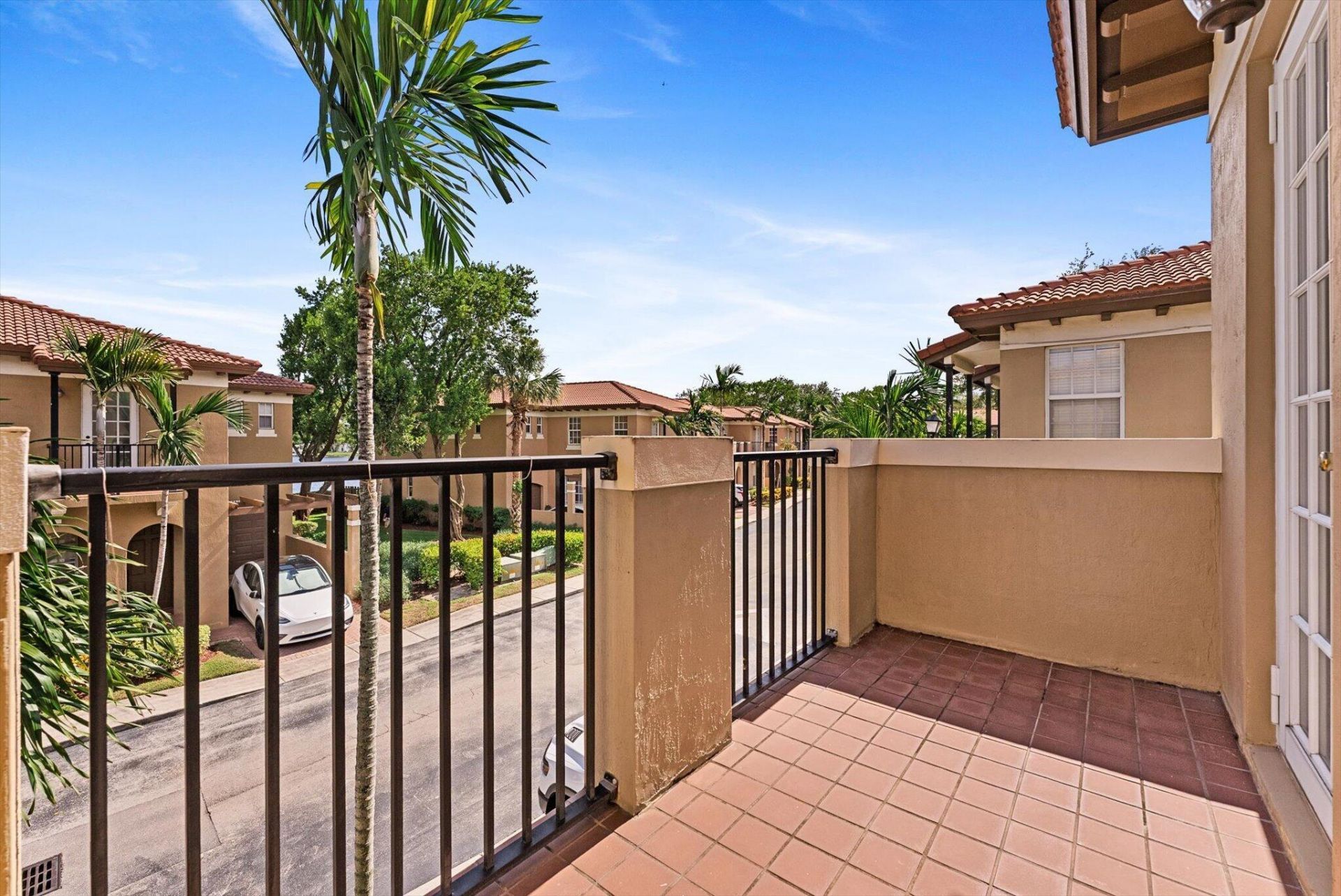 6884 Julia Gardens Drive, Coconut Creek, FL 33073 Photo
