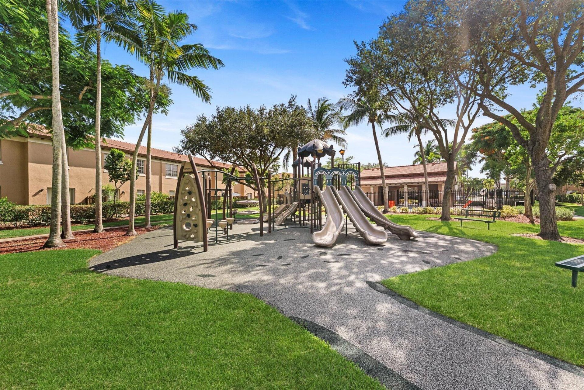 6884 Julia Gardens Drive, Coconut Creek, FL 33073 Photo