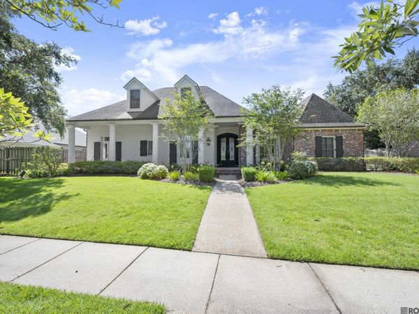 19204 Bellerive Ct, Baton Rouge, LA 70809