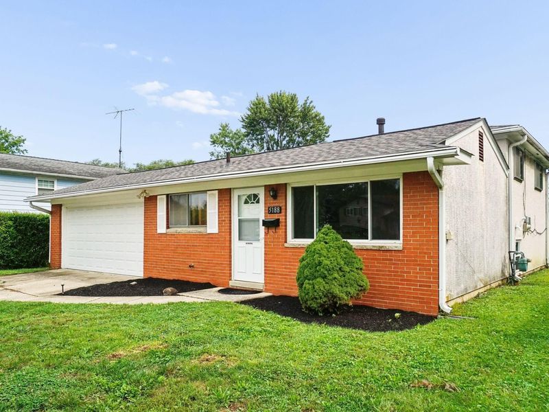 5188 Hacket Drive , Columbus, OH 43232 Photo 2