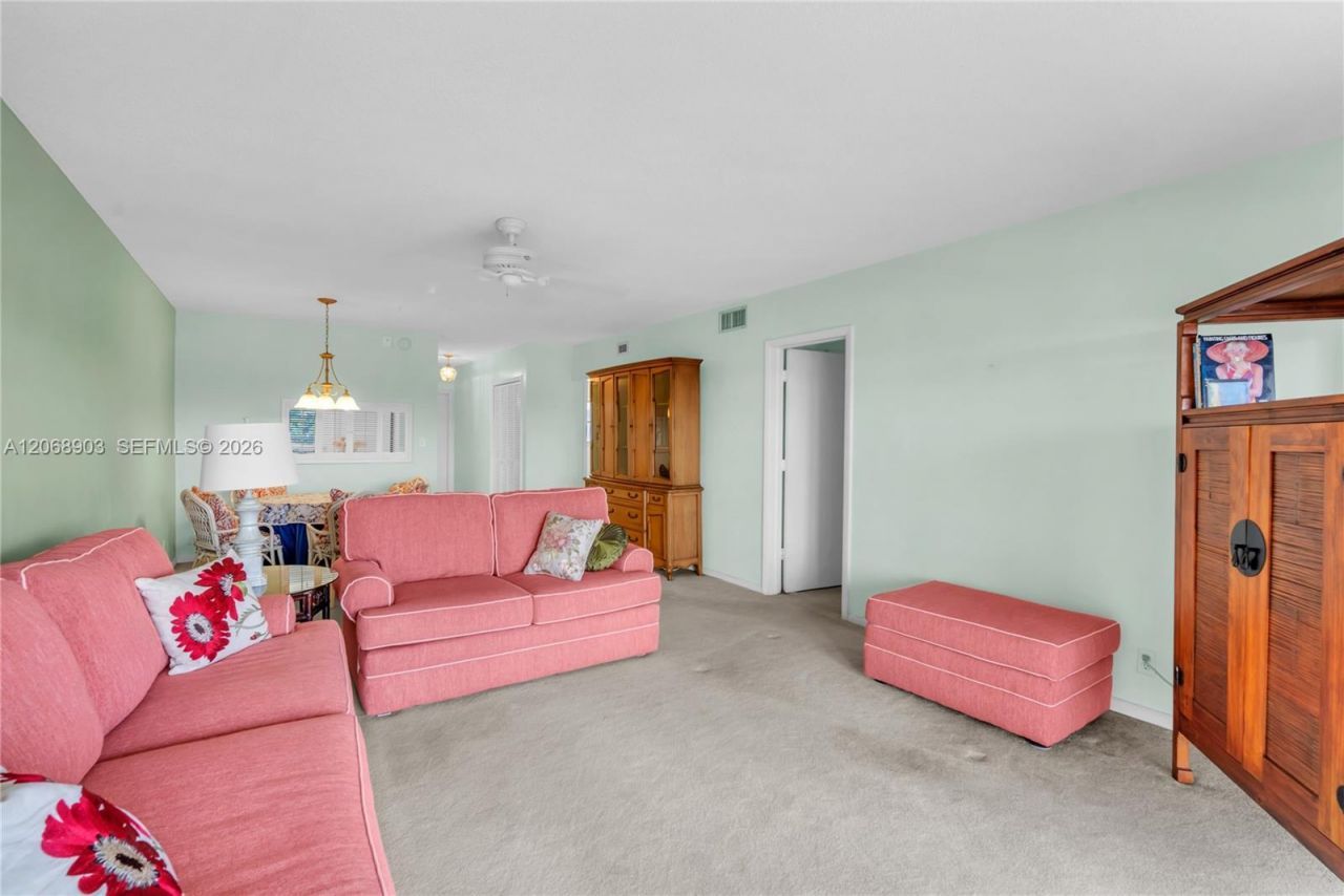 1100 SW 12th St , Unit 309, Fort Lauderdale, FL 33315 Photo