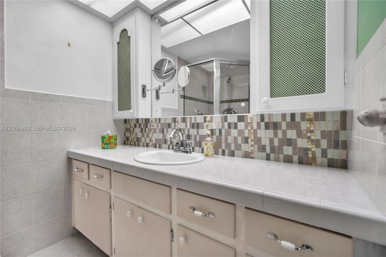 1100 SW 12th St , Unit 309, Fort Lauderdale, FL 33315 Photo