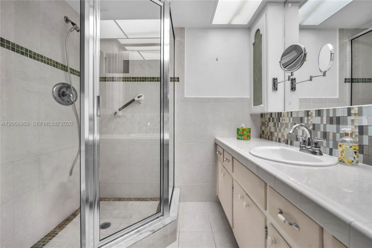 1100 SW 12th St , Unit 309, Fort Lauderdale, FL 33315 Photo