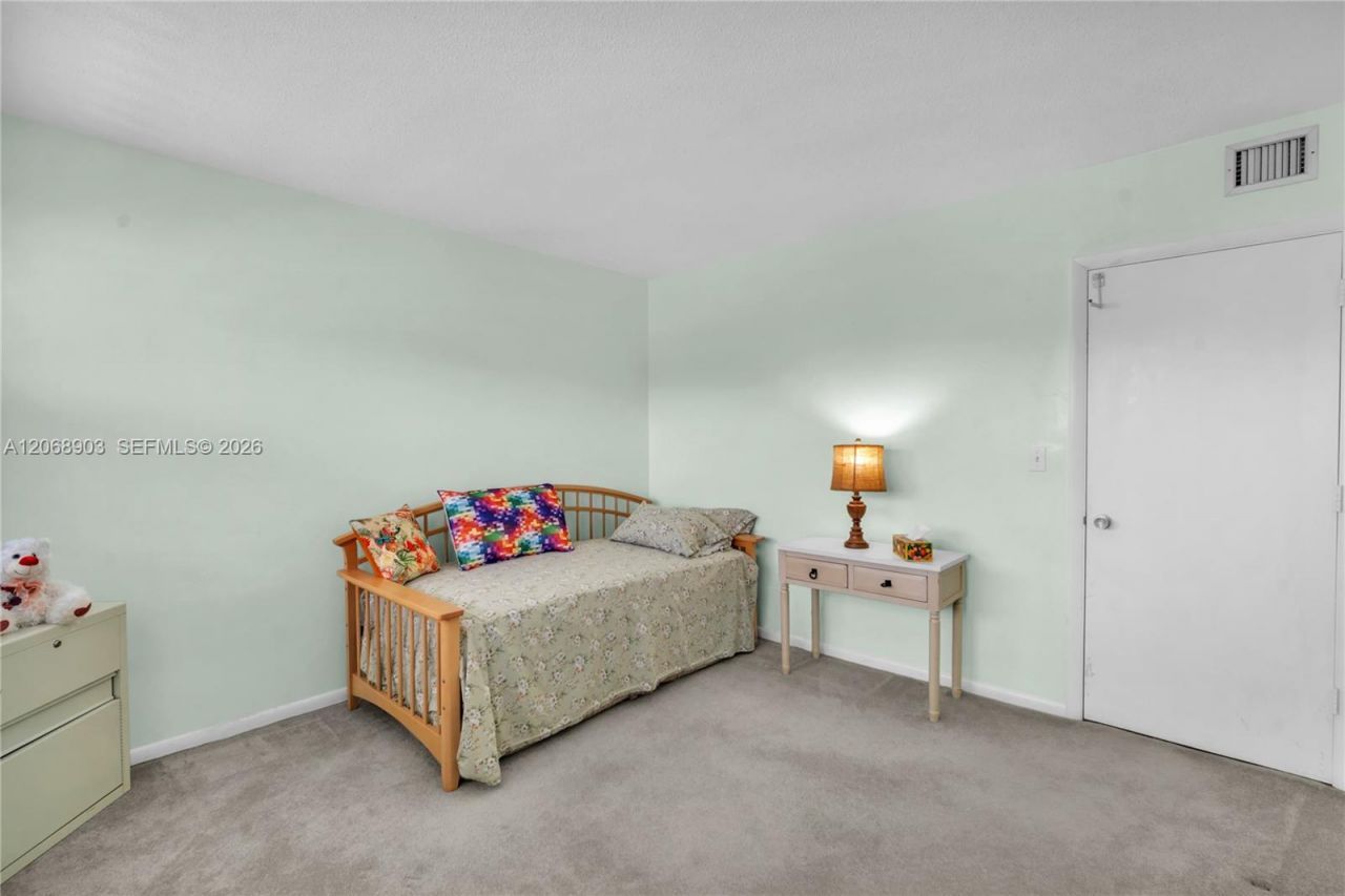 1100 SW 12th St , Unit 309, Fort Lauderdale, FL 33315 Photo