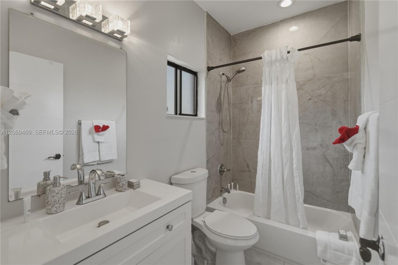 5906-08 SW 27th St, West Park, FL 33023 Photo
