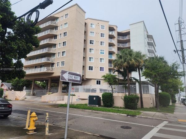 102 SW 6th Ave, Unit 610, Miami, FL 33130