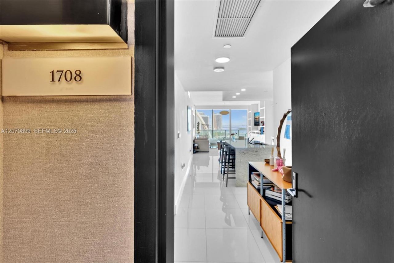 900 Biscayne Blvd , Unit 1708, Miami, FL 33132 Photo