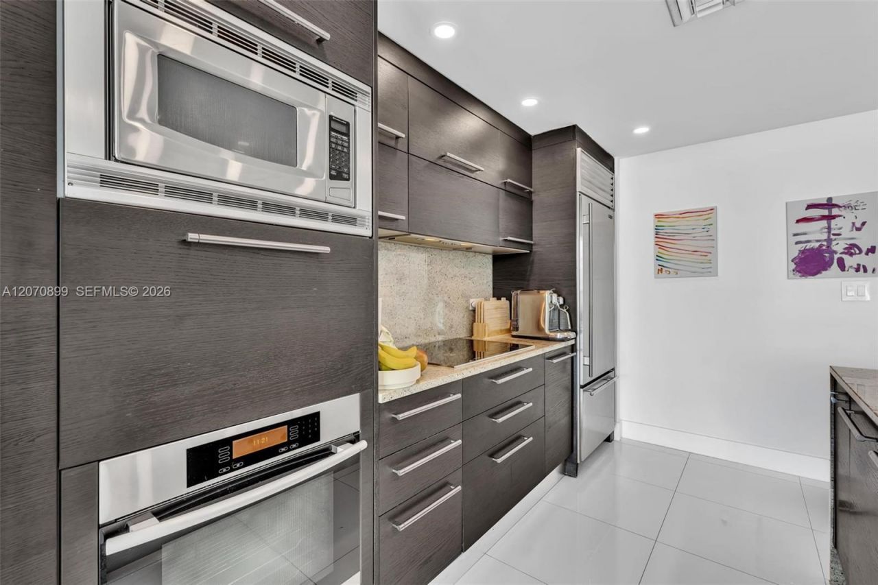 900 Biscayne Blvd , Unit 1708, Miami, FL 33132 Photo
