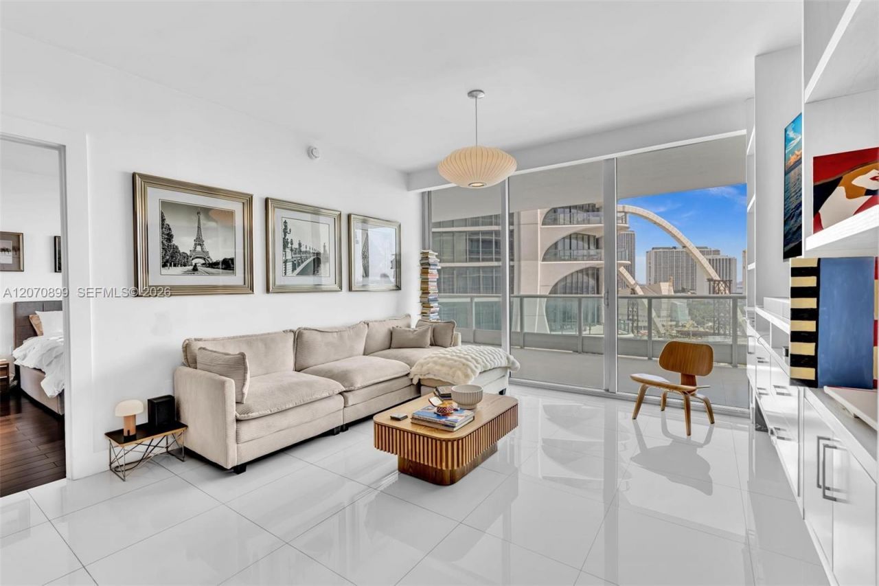900 Biscayne Blvd , Unit 1708, Miami, FL 33132 Photo