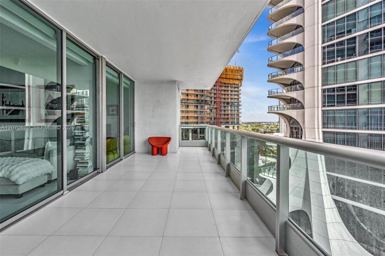 900 Biscayne Blvd , Unit 1708, Miami, FL 33132 Photo