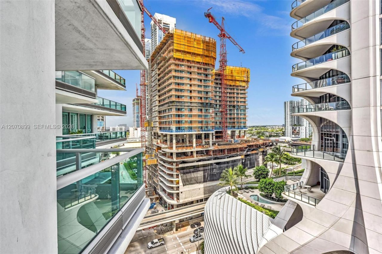 900 Biscayne Blvd , Unit 1708, Miami, FL 33132 Photo