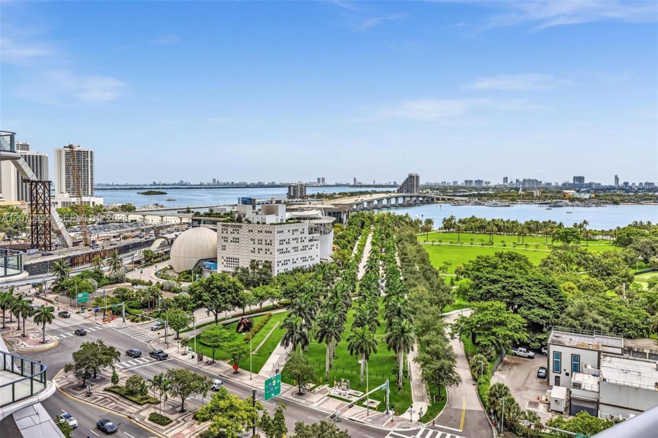 900 Biscayne Blvd , Unit 1708, Miami, FL 33132 Photo