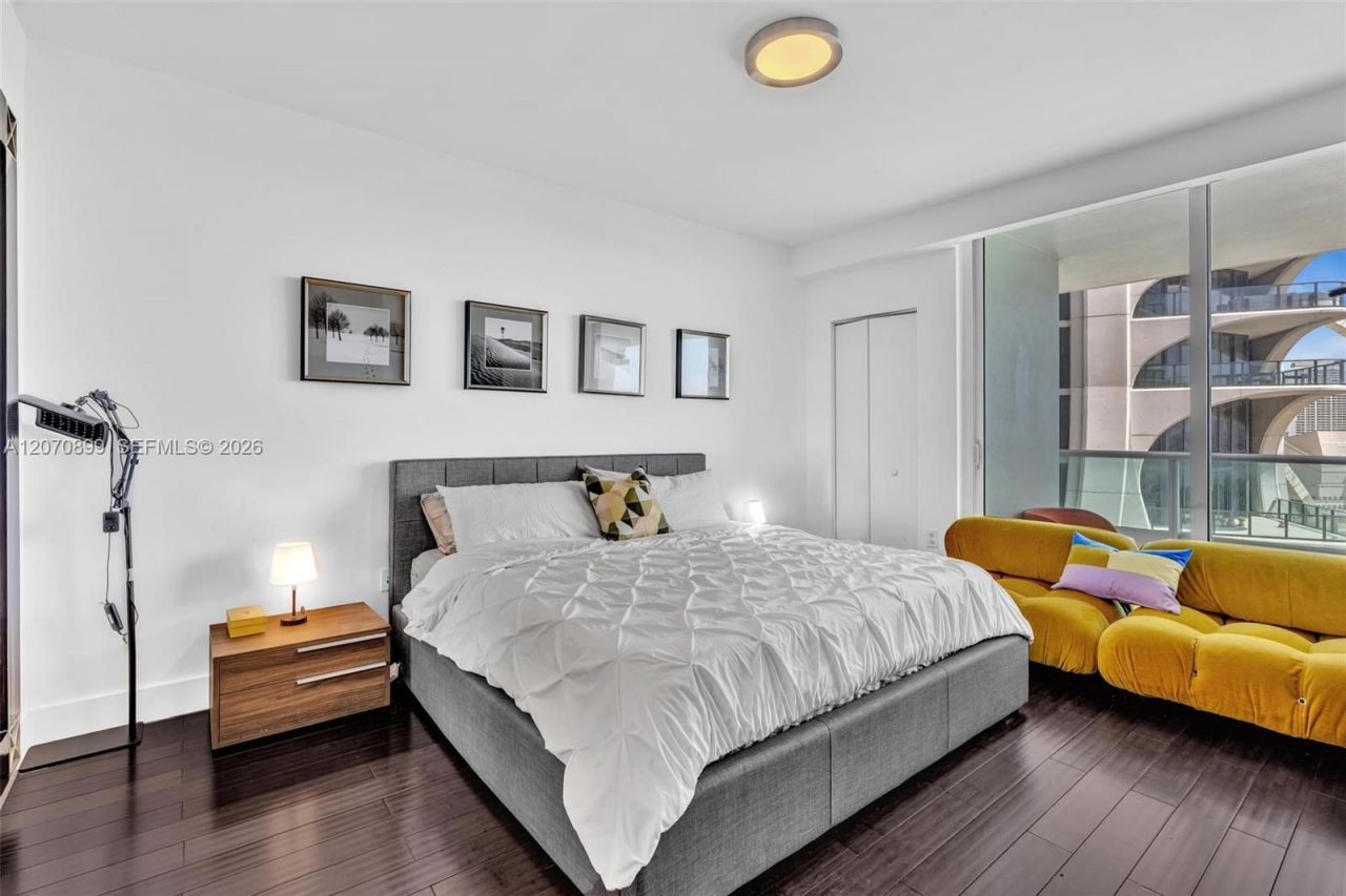 900 Biscayne Blvd , Unit 1708, Miami, FL 33132 Photo
