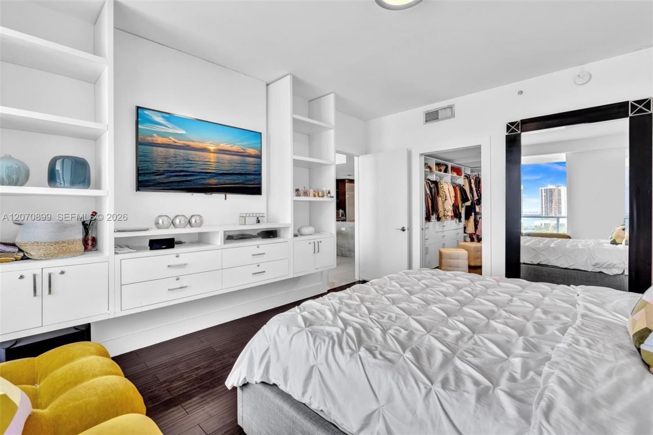 900 Biscayne Blvd , Unit 1708, Miami, FL 33132 Photo
