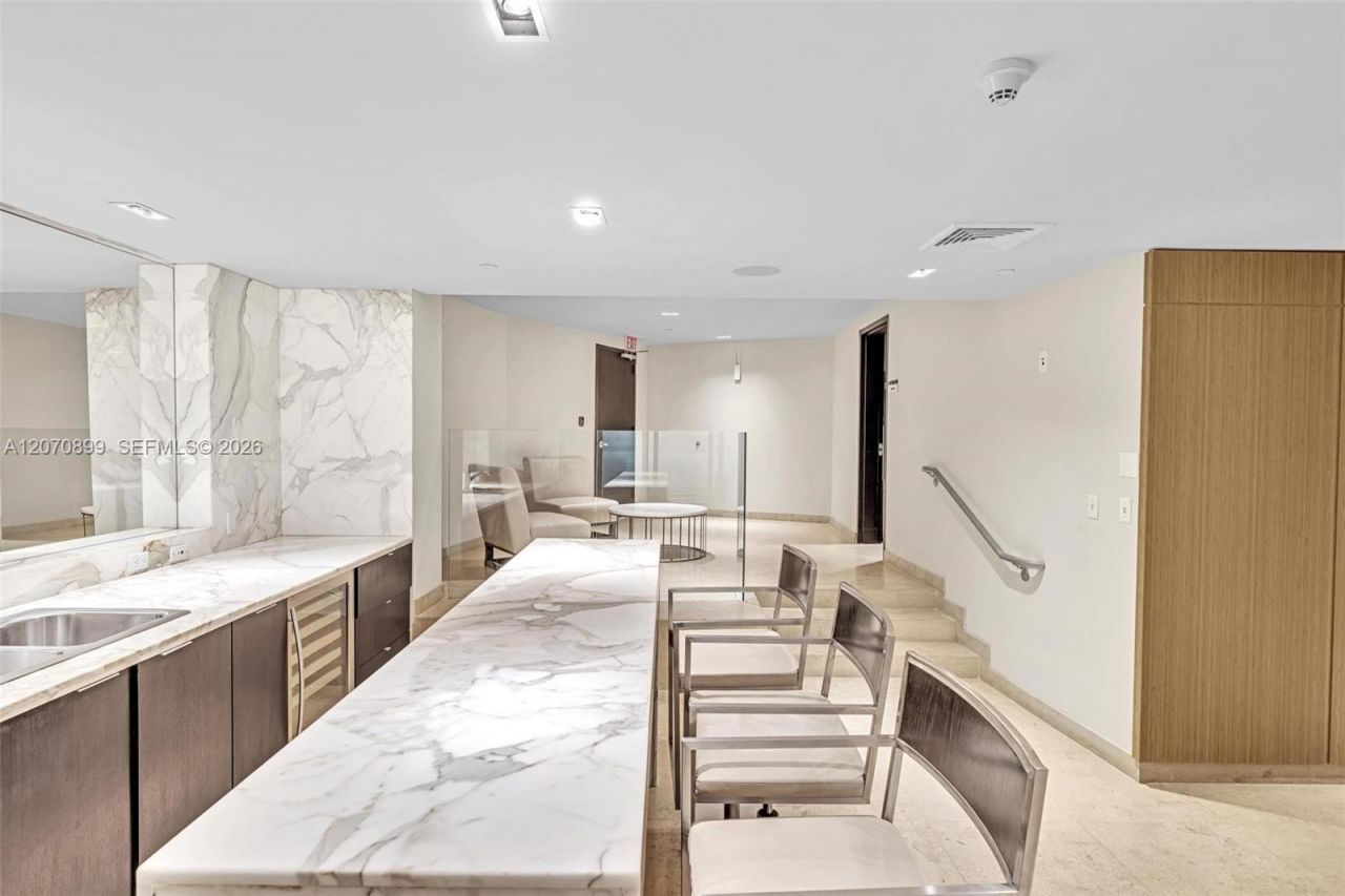 900 Biscayne Blvd , Unit 1708, Miami, FL 33132 Photo