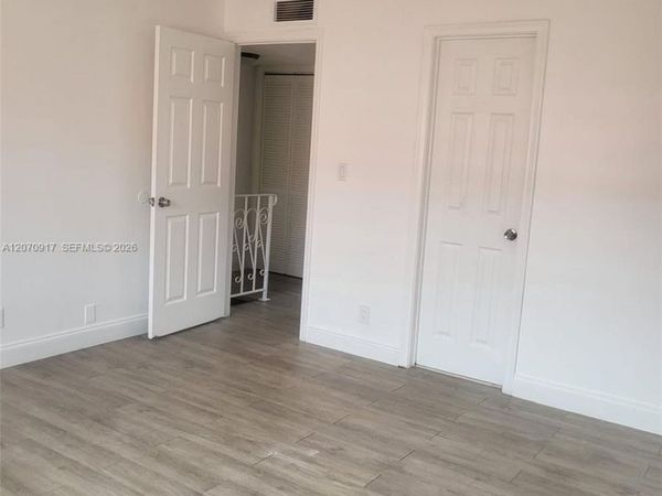 Unit C19, Lauderhill, FL 33313