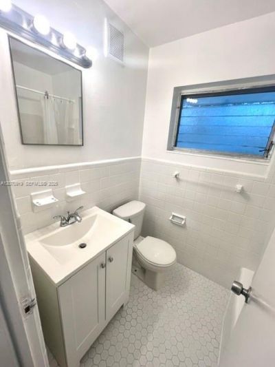696 NE 85th St , Unit 2, Miami, FL 33138 Photo