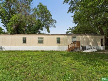 1075 W 8th Street, Unit 17, North Bend, NE 68649
