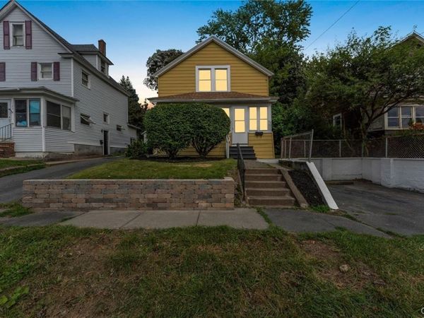 124 Worden Avenue , Syracuse, NY 13208
