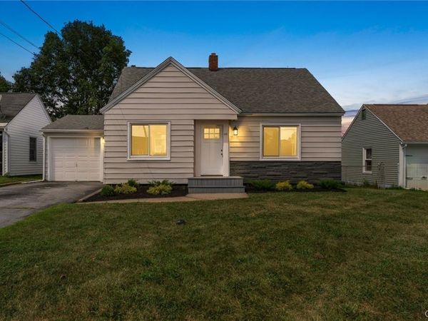 635 Delmar Place , Syracuse, NY 13208