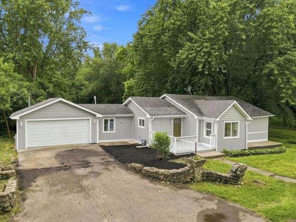 26979 N Ada Street , Wauconda, IL 60084