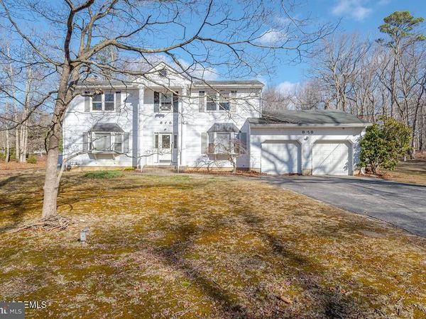 878 GREEN VALLEY ROAD, JACKSON, NJ 08527