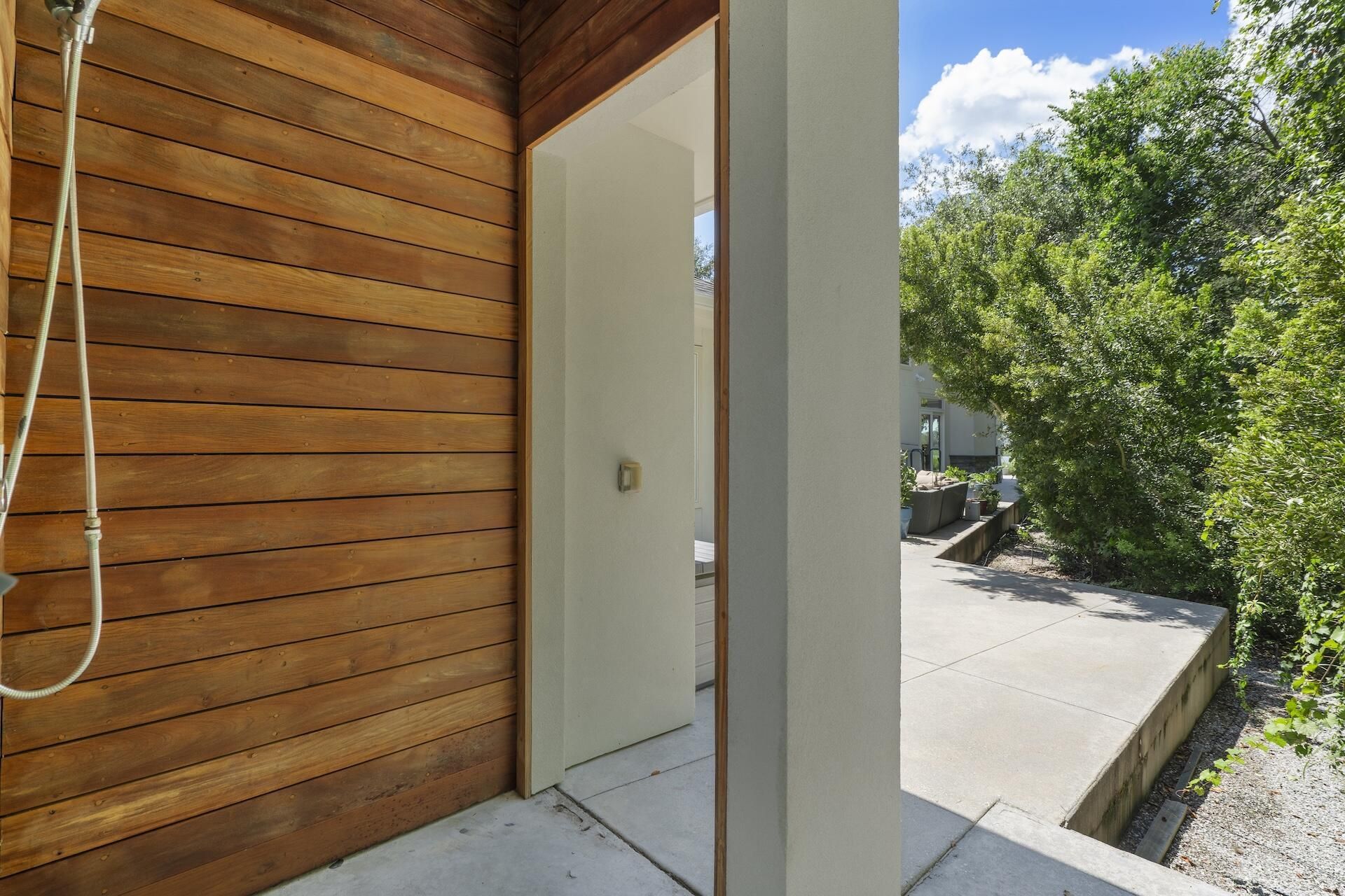 4853 Marshwood Drive Photo 19