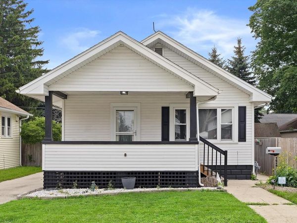 7519 10th AVENUE, Kenosha, WI 53143