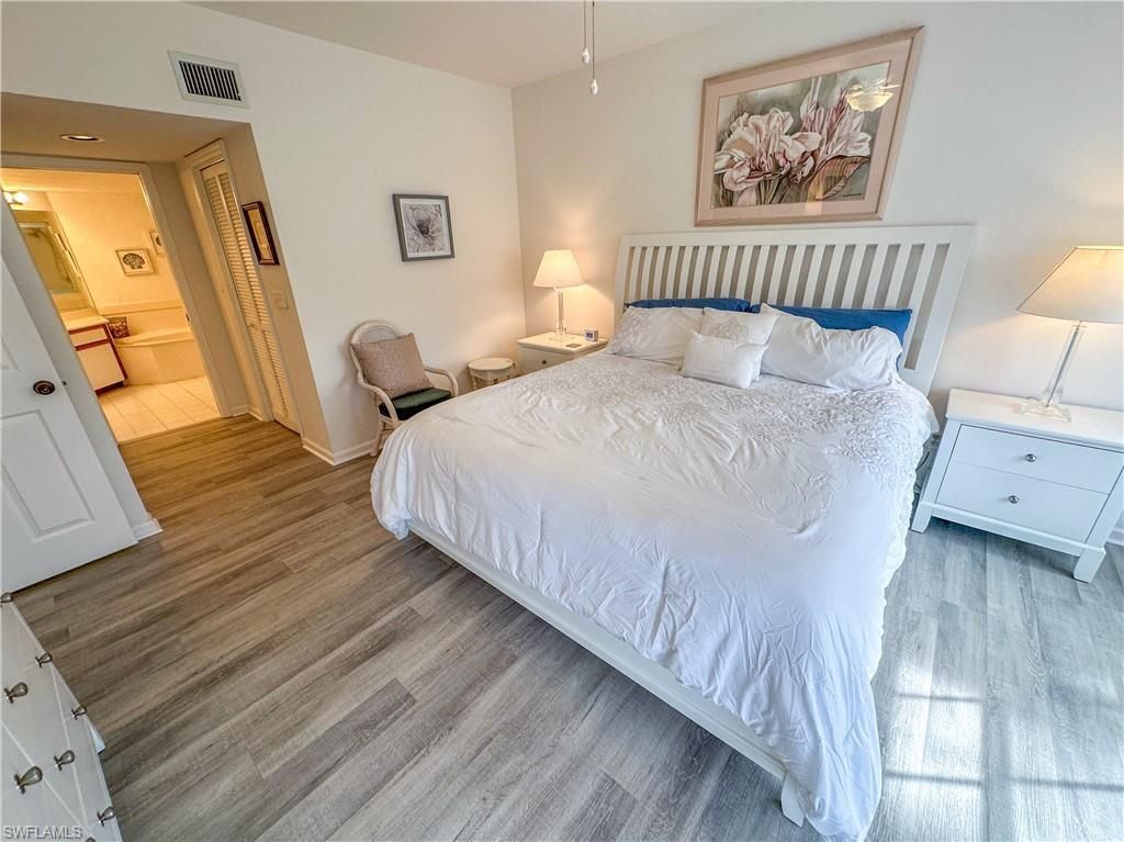 4240 Lake Forest Dr , Unit 413, Bonita Springs, FL 34134 Photo