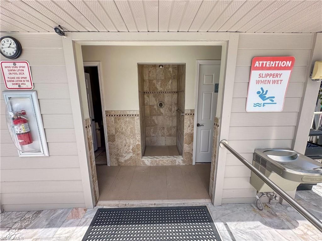 4240 Lake Forest Dr , Unit 413, Bonita Springs, FL 34134 Photo