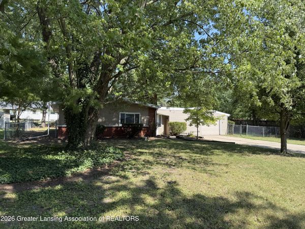 304 Theo Avenue, Lansing, MI 48917