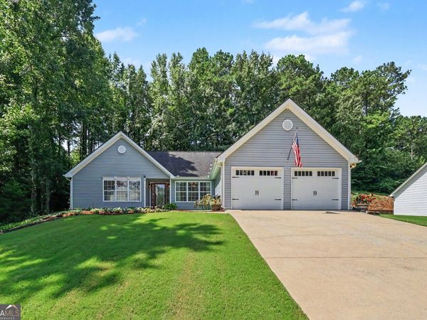 29 OAKRIDGE Court, Douglasville, GA 30134