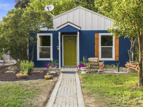 432 E Pine Ave, Meridian, ID 83642