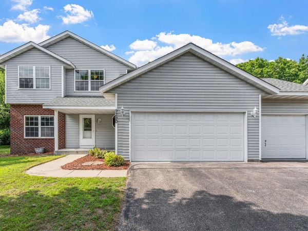 9290 Creek Way, Savage, MN 55378