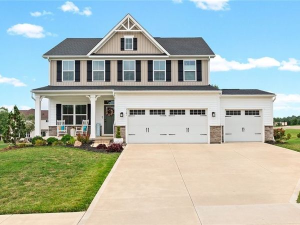 7181 Stonegate Circle NE, Canton, OH 44721