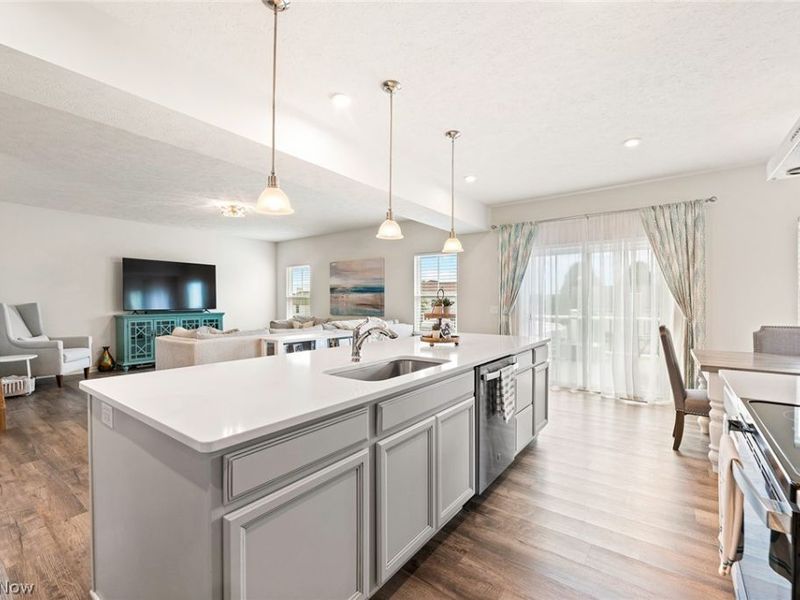 7181 Stonegate Circle NE, Canton, OH 44721 Photo 7